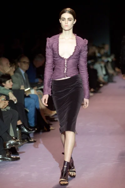 Look 5